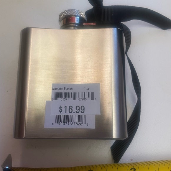 Ladies flasks - Picture 5 of 5